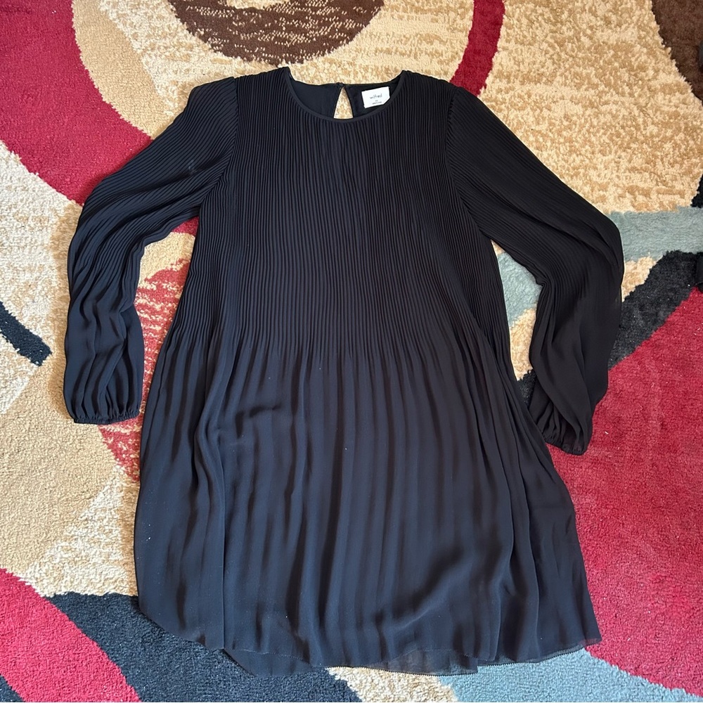 Aritzia Wilfred Black Pleated Dress